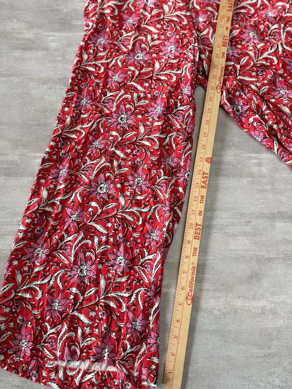 LOFT Red Floral Wide Leg Crop Pull-On Pants Size S - Picture 2 of 5